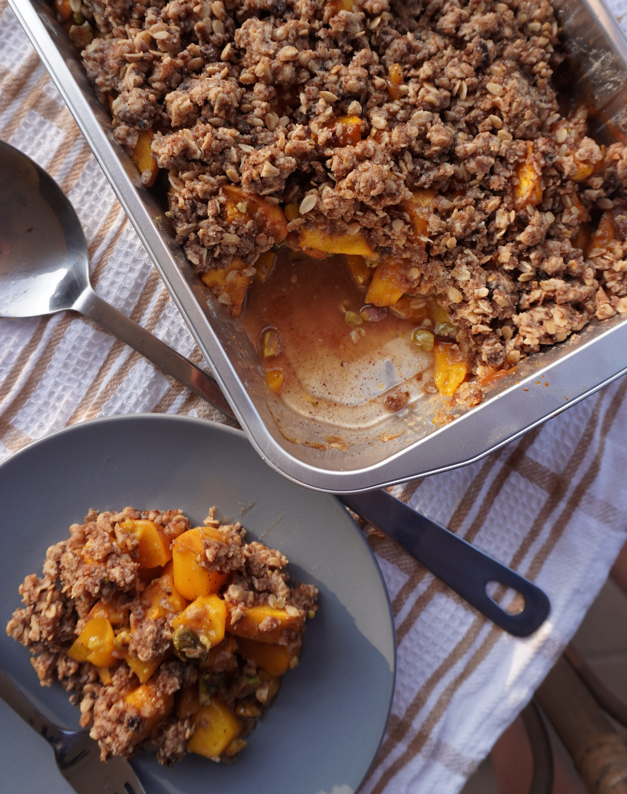 Peach & Pistachio Crumble